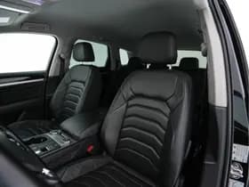 Volkswagen Touareg thumbnail 23