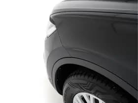 Volkswagen Touareg thumbnail 35