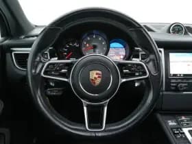 Porsche Macan thumbnail 17