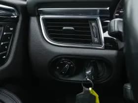 Porsche Macan thumbnail 20