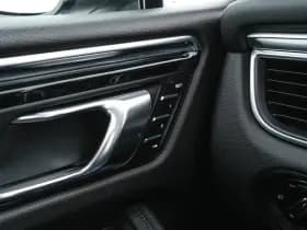 Porsche Macan thumbnail 21