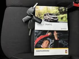Renault Trafic thumbnail 25