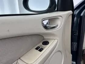 Jaguar X type thumbnail 21