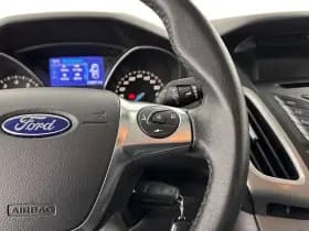 Ford Focus thumbnail 18