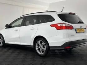 Ford Focus thumbnail 4