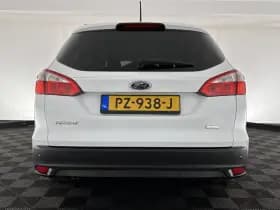 Ford Focus thumbnail 5