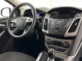 Ford Focus thumbnail 7