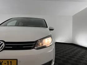 Volkswagen Touran thumbnail 23