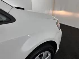 Volkswagen Touran thumbnail 30