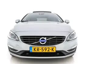 Volvo V60 thumbnail 2