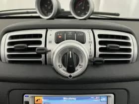 Smart Fortwo thumbnail 15