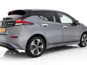 Nissan Leaf thumbnail 7