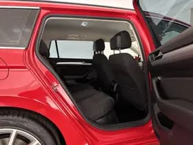 Volkswagen Passat thumbnail 12