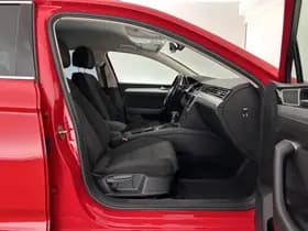 Volkswagen Passat thumbnail 13