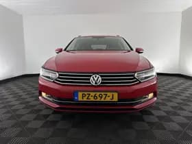 Volkswagen Passat thumbnail 3