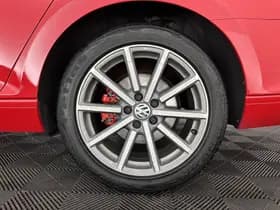 Volkswagen Passat thumbnail 22