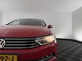 Volkswagen Passat thumbnail 23