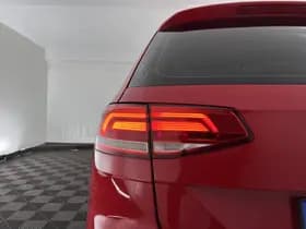 Volkswagen Passat thumbnail 24