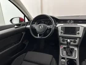 Volkswagen Passat thumbnail 8