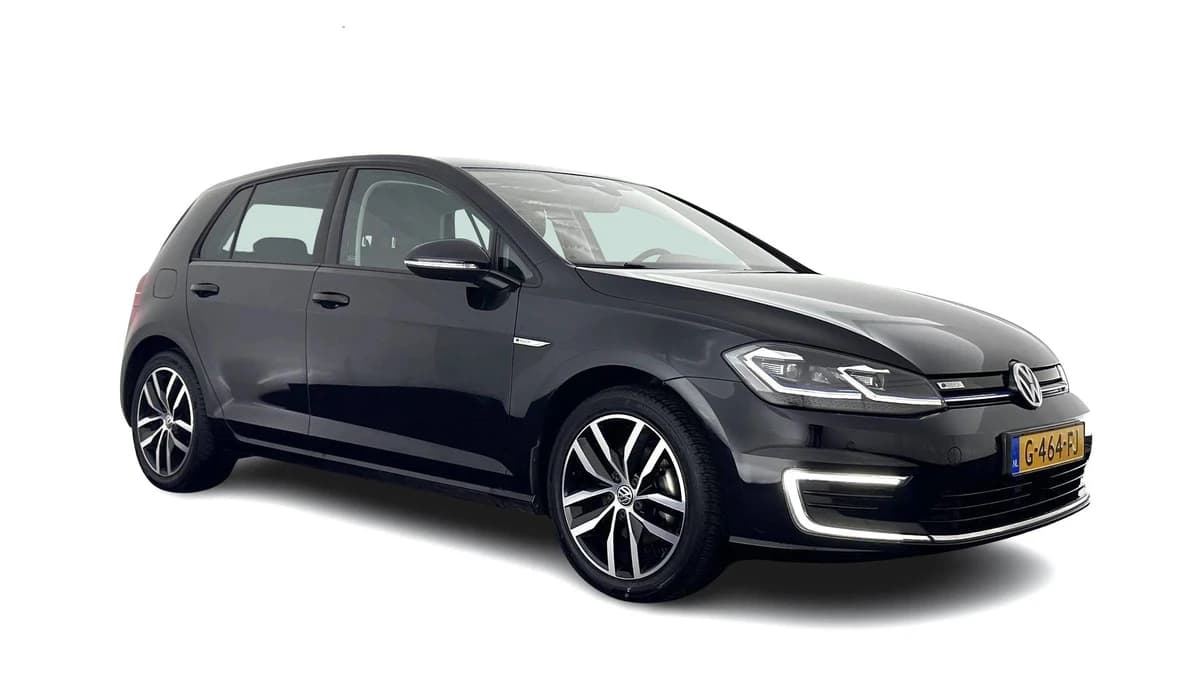 Volkswagen E golf — foto 1