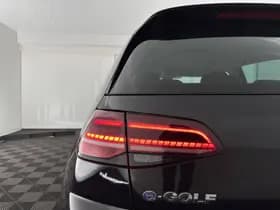 Volkswagen E golf thumbnail 25