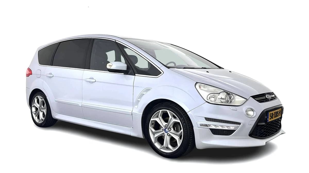 Ford S max — foto 1