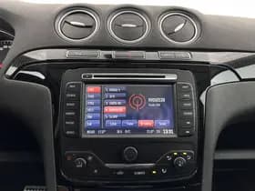 Ford S max thumbnail 16