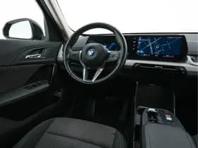 Bmw Ix1 thumbnail 8