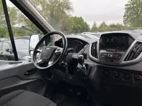 Ford Transit thumbnail 8