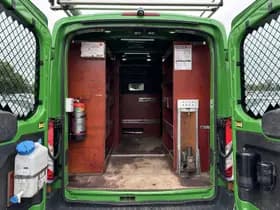 Ford Transit thumbnail 10