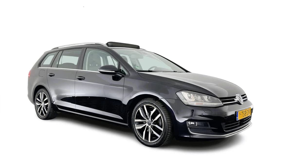 Volkswagen Golf — foto 1