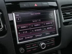 Volkswagen Touareg thumbnail 18