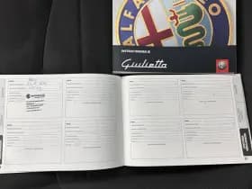 Alfa Romeo Romeo giulietta thumbnail 26