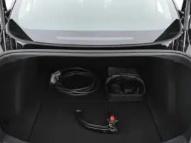 Tesla Model 3 thumbnail 11