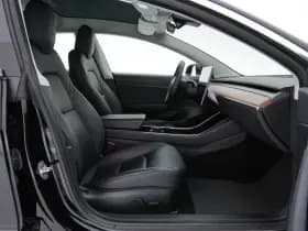Tesla Model 3 thumbnail 12