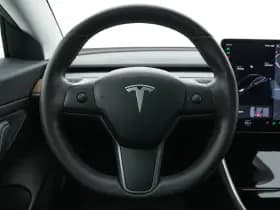 Tesla Model 3 thumbnail 19