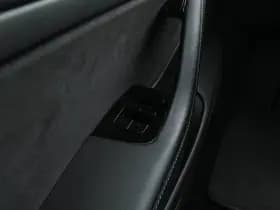 Tesla Model 3 thumbnail 20