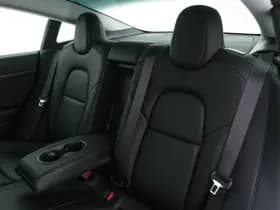 Tesla Model 3 thumbnail 24