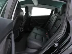 Tesla Model 3 thumbnail 10