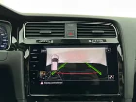 Volkswagen Golf thumbnail 16