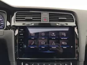 Volkswagen Golf thumbnail 17