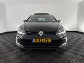 Volkswagen Golf thumbnail 3