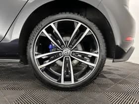 Volkswagen Golf thumbnail 24