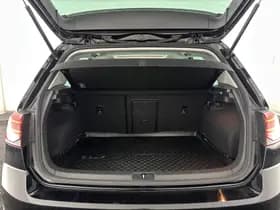 Volkswagen Golf thumbnail 11