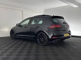 Volkswagen Golf thumbnail 5