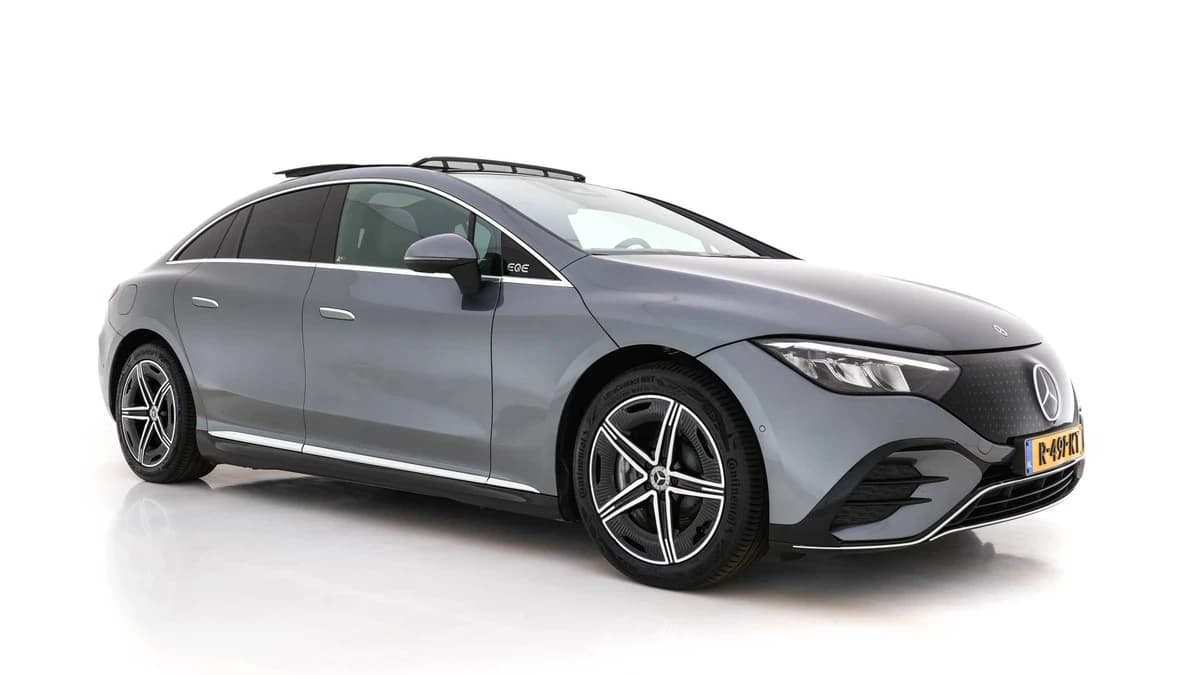 Mercedes-Benz Benz eqe — foto 1