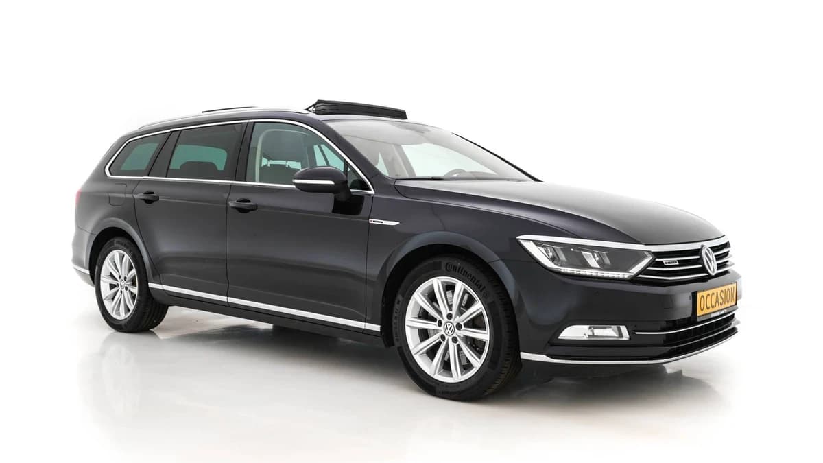 Volkswagen Passat — foto 1