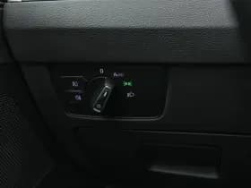 Volkswagen Passat thumbnail 21