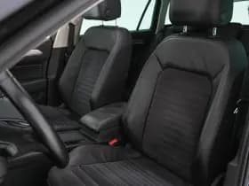 Volkswagen Passat thumbnail 23