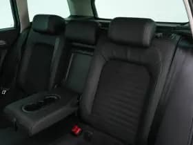 Volkswagen Passat thumbnail 25